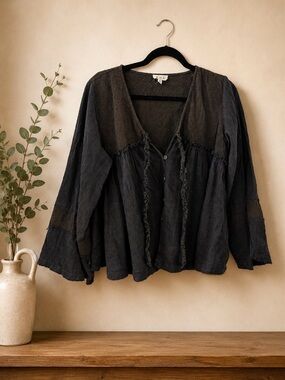🖤 POL Black Bohemian Split-Panel Peasant Tunic 🖤